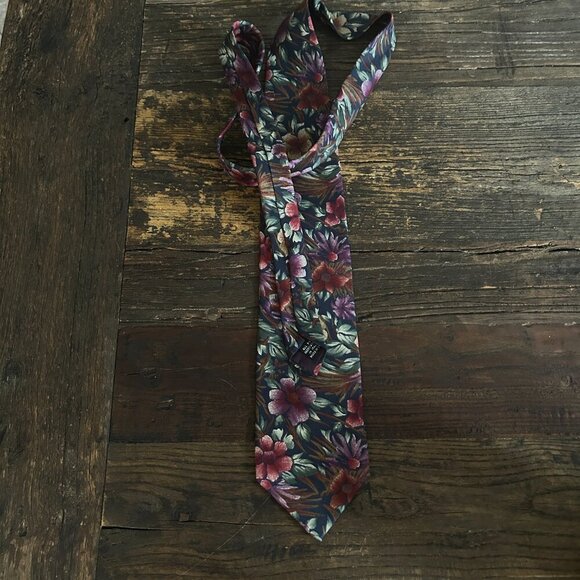 Vtg Christian Dior Silk Necktie Purple Dark Floral Whimsigoth Luxury Designer - Picture 4 of 5